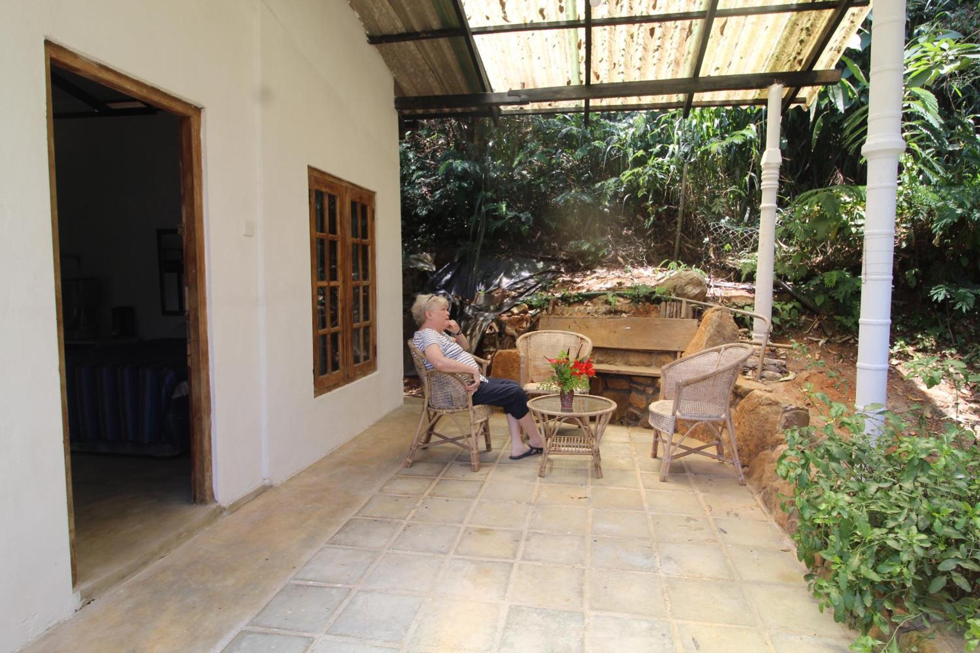 Jungle Tide Bed & Breakfast แคนดี้ ภายนอก รูปภาพ